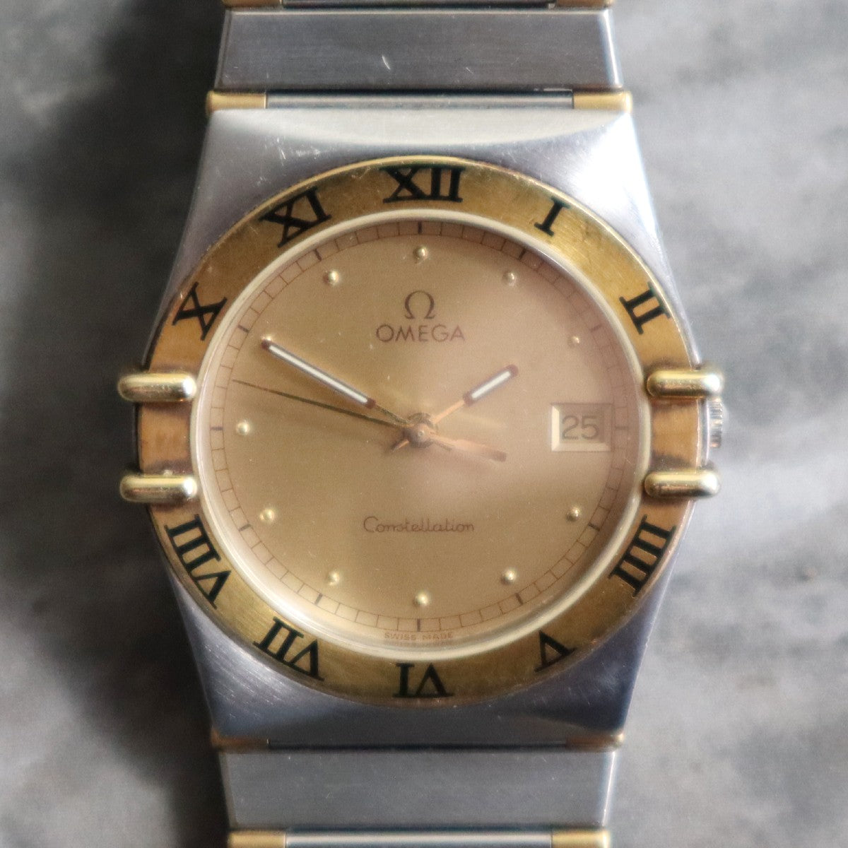 OMEGA Constellation 18ct Gold 32mm Watch - 396.1070