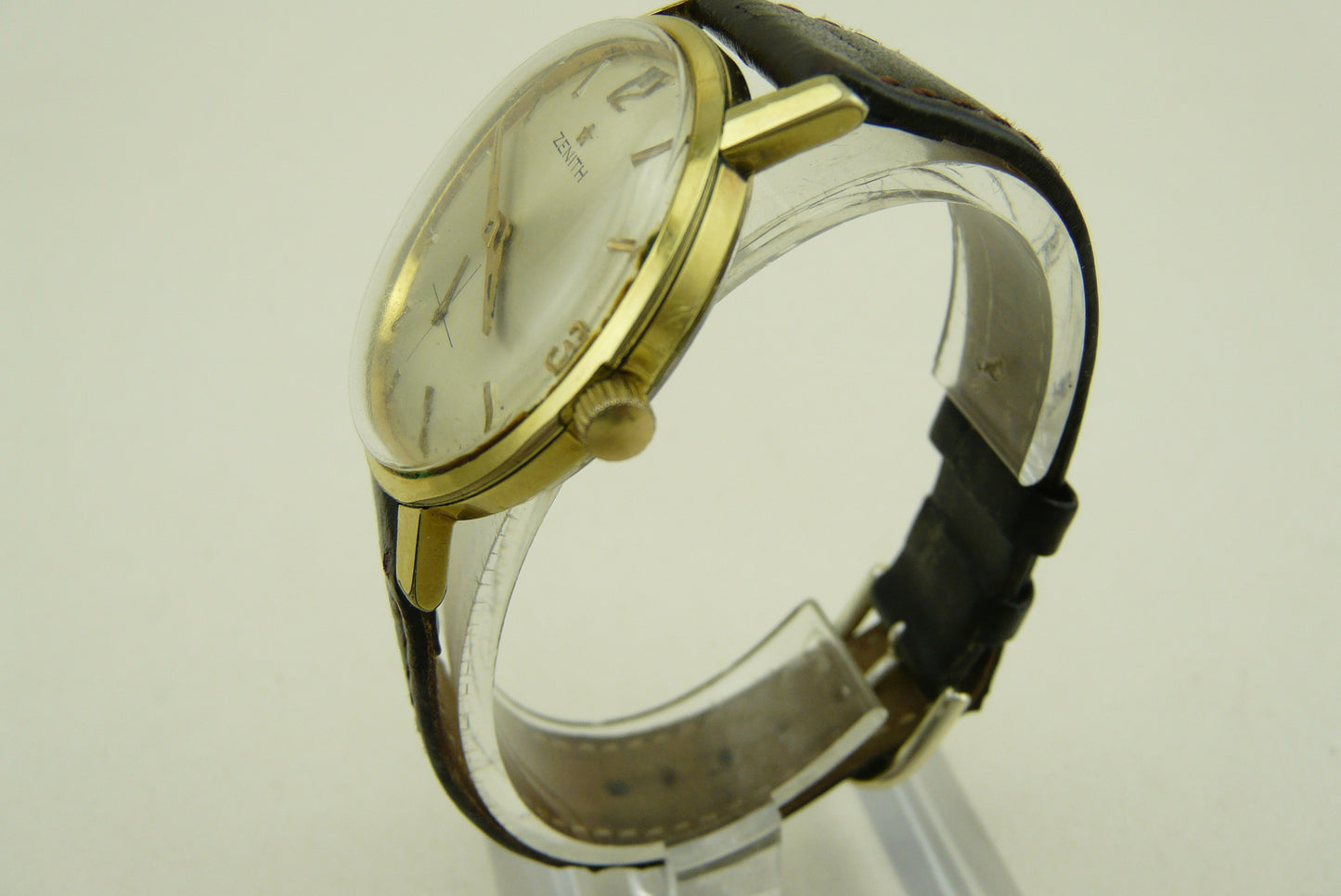 Zenith Vintage Sub Dial Screwback case GP Cal 2531