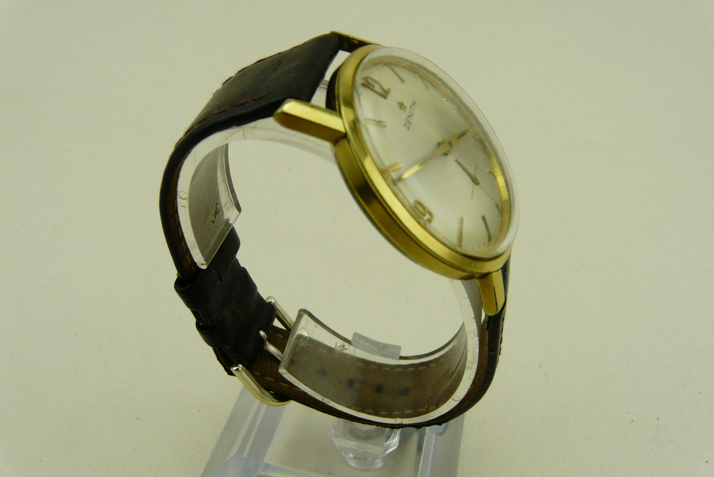 Zenith Vintage Sub Dial Screwback case GP Cal 2531