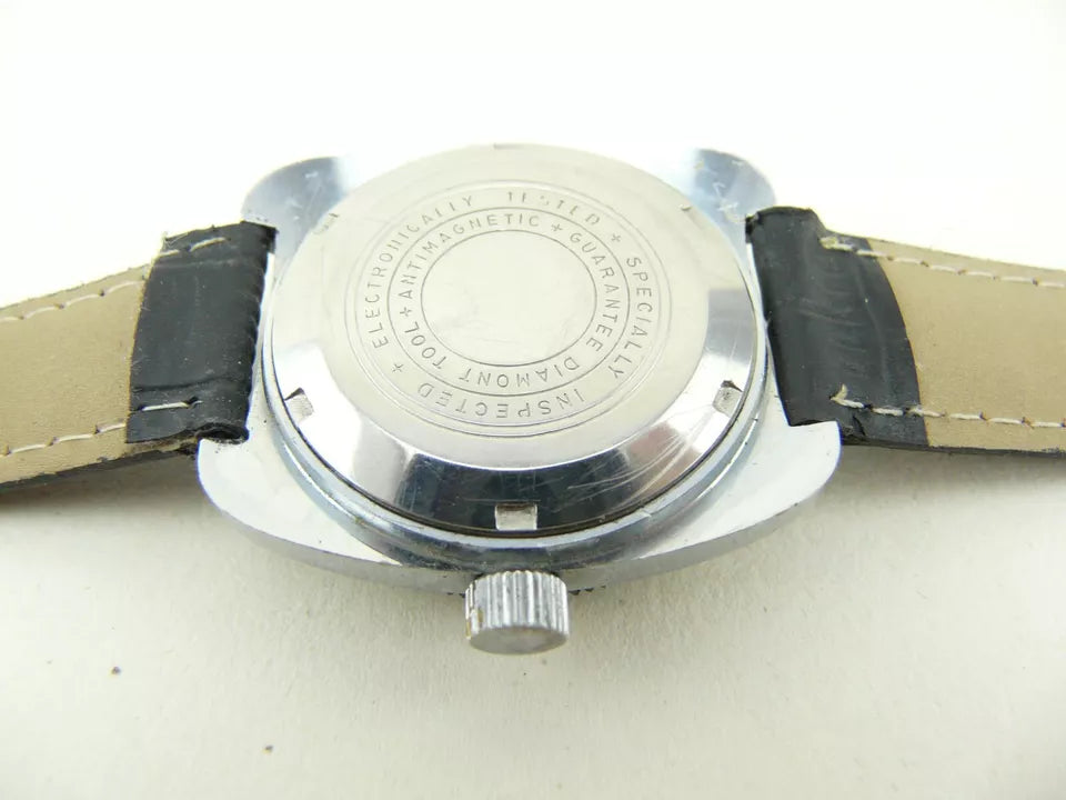 Naval Fellowcrest Date Divers Style Vintage Watch Early 70's