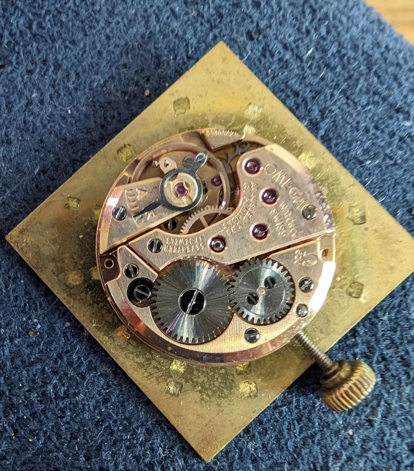 Omega De Ville Solid 9K Gold 1970 Cal 620