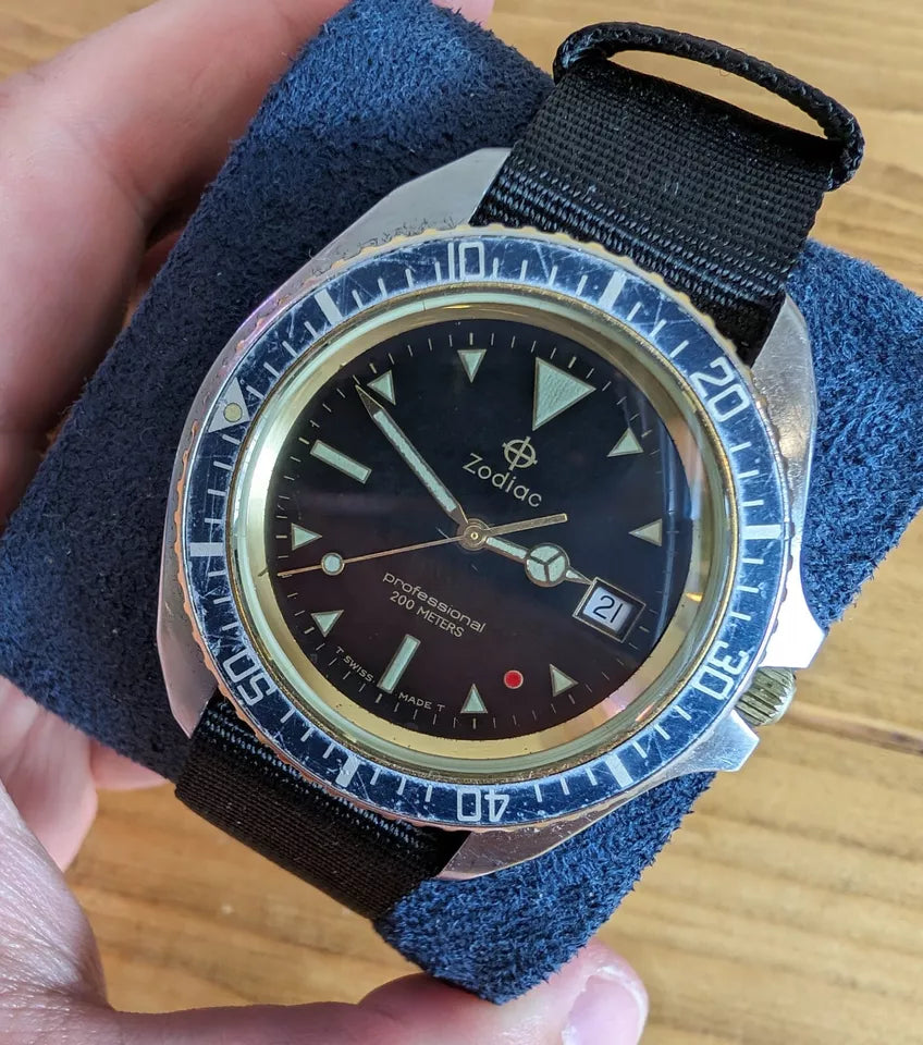 1995 Zodiac Professional Red Dot Divers Watch