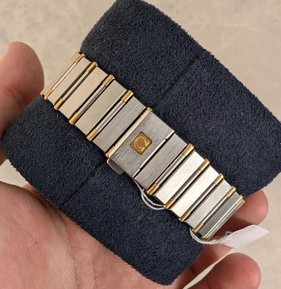 OMEGA Constellation 18ct Gold 32mm Watch - 396.1070