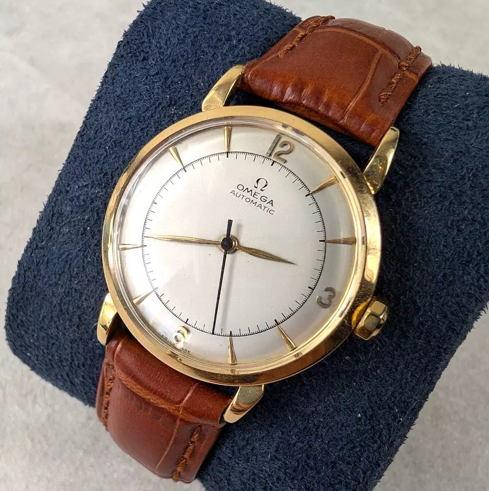 18ct Gold Omega Bumper Automatic Calibre 354 | Circa 1944