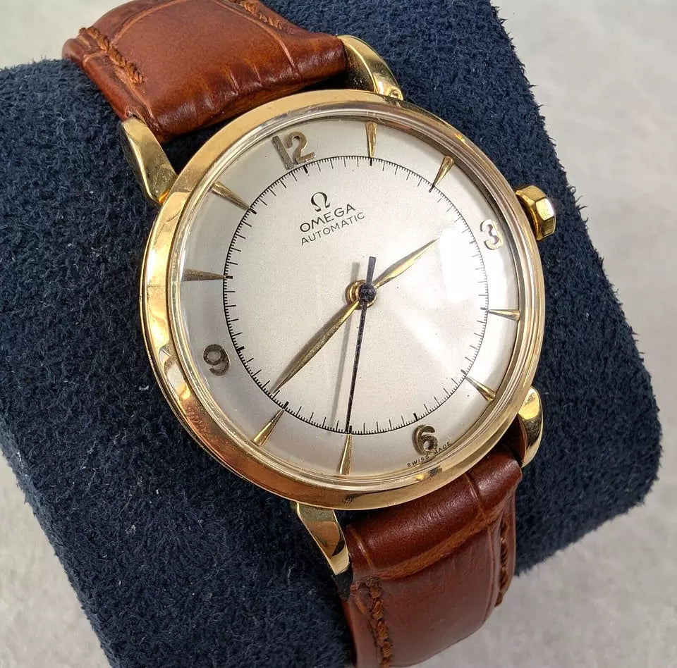 18ct Gold Omega Bumper Automatic Calibre 354 | Circa 1944