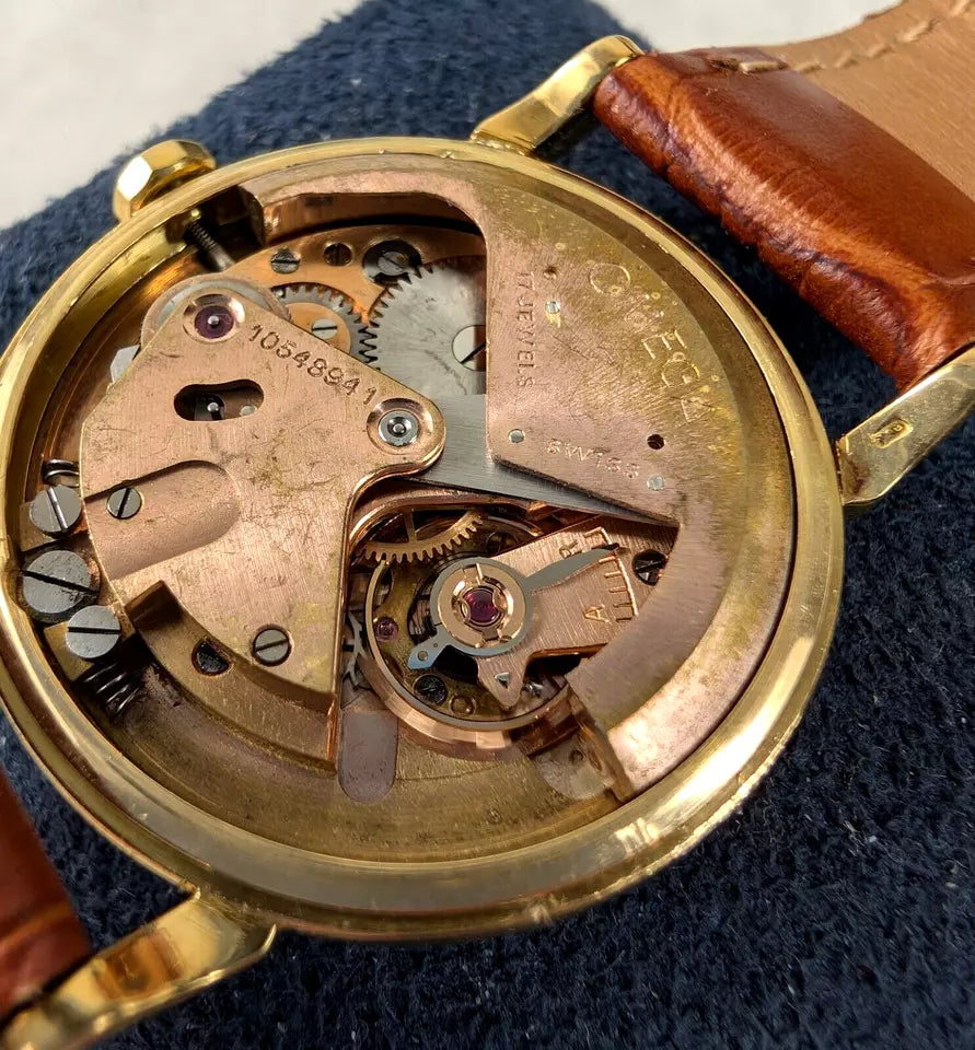 18ct Gold Omega Bumper Automatic Calibre 354 | Circa 1944
