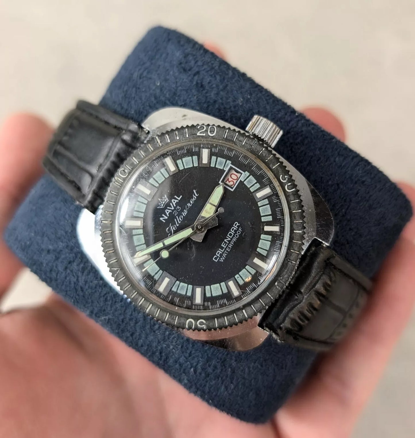 Naval Fellowcrest Date Divers Style Vintage Watch Early 70's