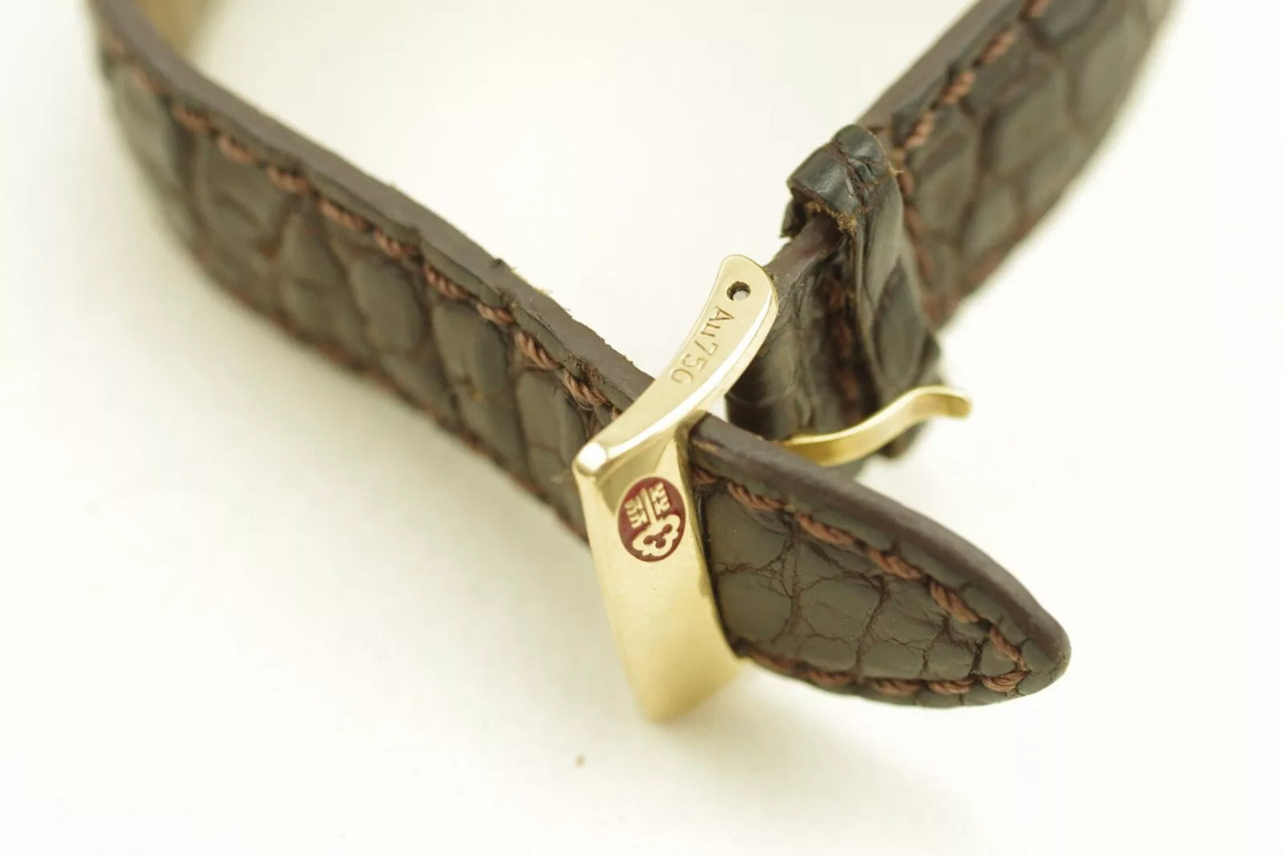 Corum Trapeze Solid 18k Ref 82.404.56 All Original